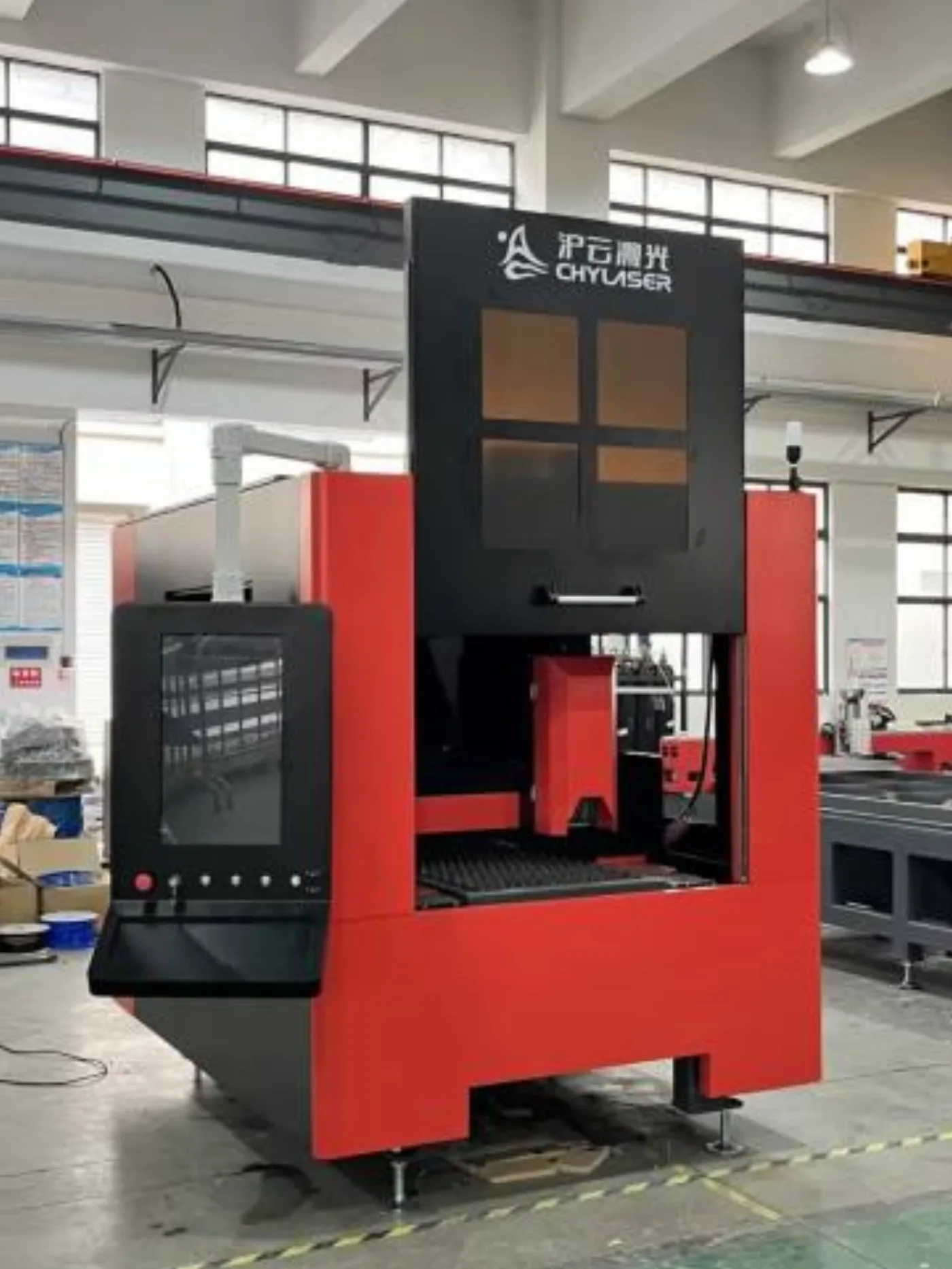CHYLASER's innovative small-format single-platform laser cutting machine.